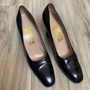 Salvatore Ferragamo Pumps size 9.5